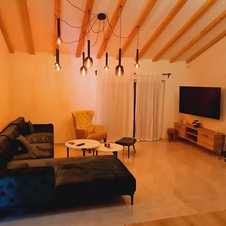 Villa Barbara - *